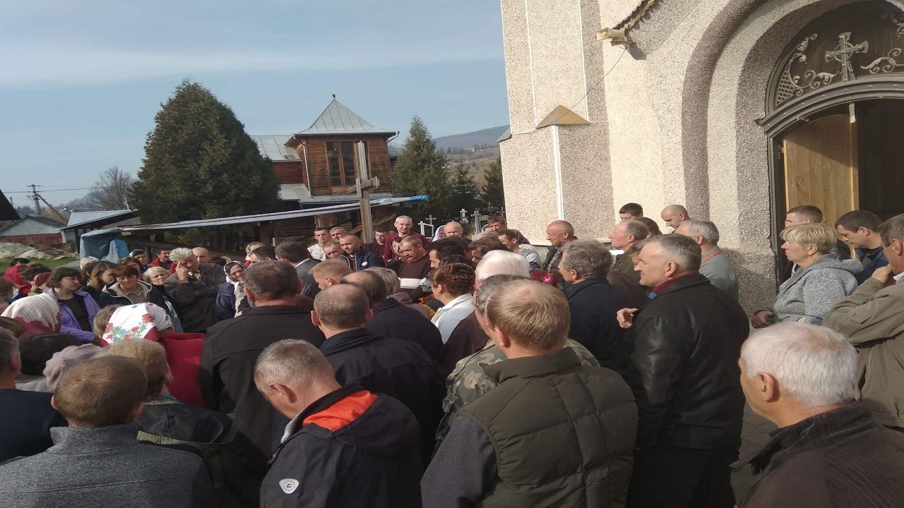 У Славську відбулися громадські слухання щодо ремонту церкви