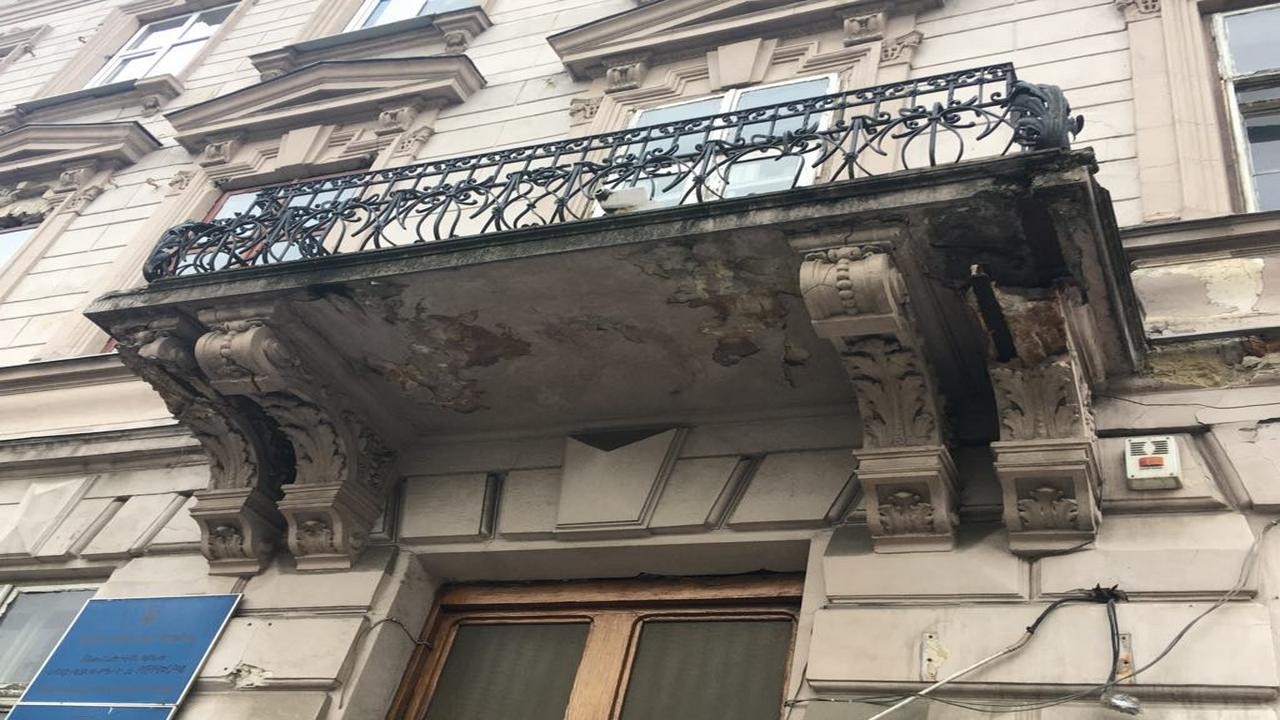У Львові завершився прийом заяв на реставрацію балконів (ВІДЕО)